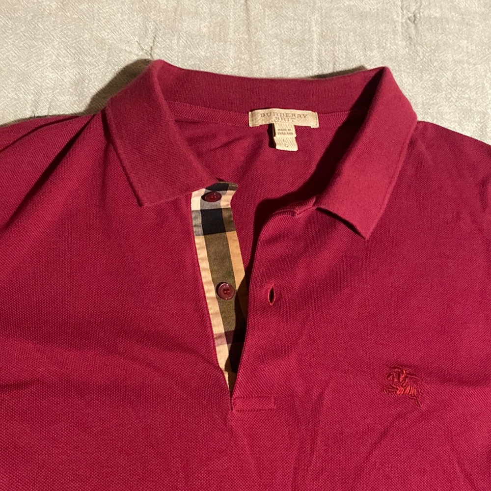 Men’s Burberry polo
